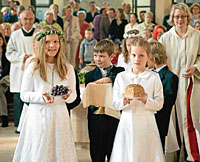 Wie Patchworkfamilien die Erstkommunion feiern