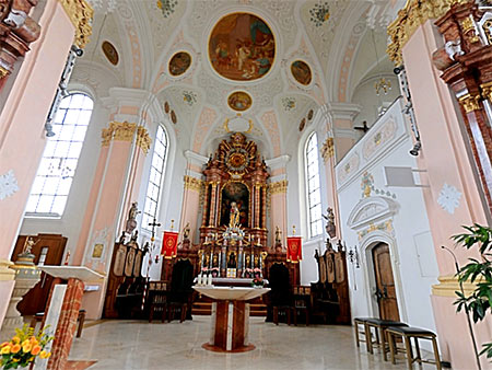 Pfarrkirche St. Kosmas und Damian in Dellmensingen