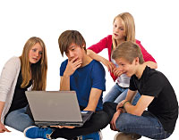 Wenn sich Handeln im Internet mit der wirklichen Welt kreuzt Wenn sich Handeln im Internet mit der wirklichen Welt kreuzt