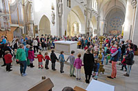 Ist die Kirche noch Familie? Ist die Kirche noch Familie?