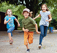 Schattenfangen und Plumpsack begeistern Kinder auch heute