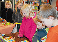 Wie Eltern die Freude am Buch fördern und steigern können Wie Eltern die Freude am Buch fördern und steigern können