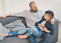 Mit Kindern ins Gespräch über den Glauben kommen Mit Kindern ins Gespräch über den Glauben kommen