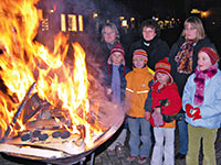 Die Feier der Osternacht ist fr Kinder ein echter Gewinn