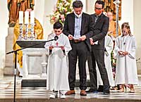 Alle Getauften feiern Liturgie – getragen von der Gemeinschaft Alle Getauften feiern Liturgie – getragen von der Gemeinschaft