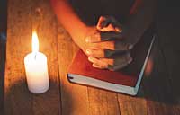 Wer so den Tag mit Gott beginnt, startet mit guten Vorzeichen Wer so den Tag mit Gott beginnt, startet mit guten Vorzeichen