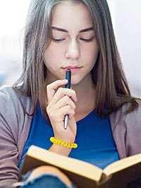 Bibel für Teenager erzählt aus der Perspektive von Mädchen Bibel für Teenager erzählt aus der Perspektive von Mädchen