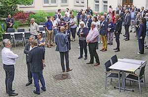 »Gutes tun und selbstbewusst darüber reden« »Gutes tun und selbstbewusst darüber reden«