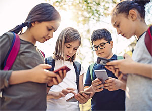 Unerlässliches Hilfsmittel oder eine Gefahr für die Kids? Unerlässliches Hilfsmittel oder eine Gefahr für die Kids?