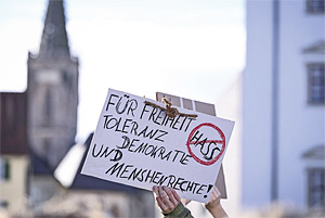 »Braucht die Demokratie die Religion?« »Braucht die Demokratie die Religion?«