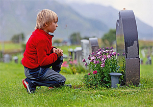 Tage zwischen Gruselkostümen und Heiligenverehrung Tage zwischen Gruselkostümen und Heiligenverehrung