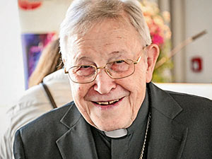Höchste Zeit, an Gott zu denken Höchste Zeit, an Gott zu denken