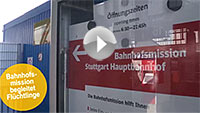 Die Bahnhofsmission Stuttgart begleitet Flüchtlinge Die Bahnhofsmission Stuttgart begleitet Flüchtlinge